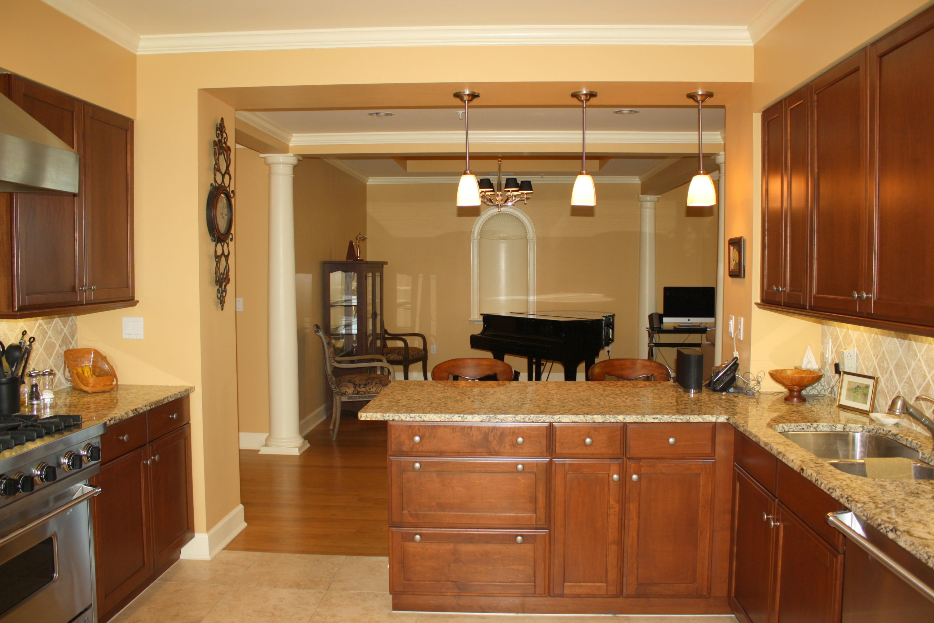 ONE WATER PLACE AT KELLY PLANTATION - Residential