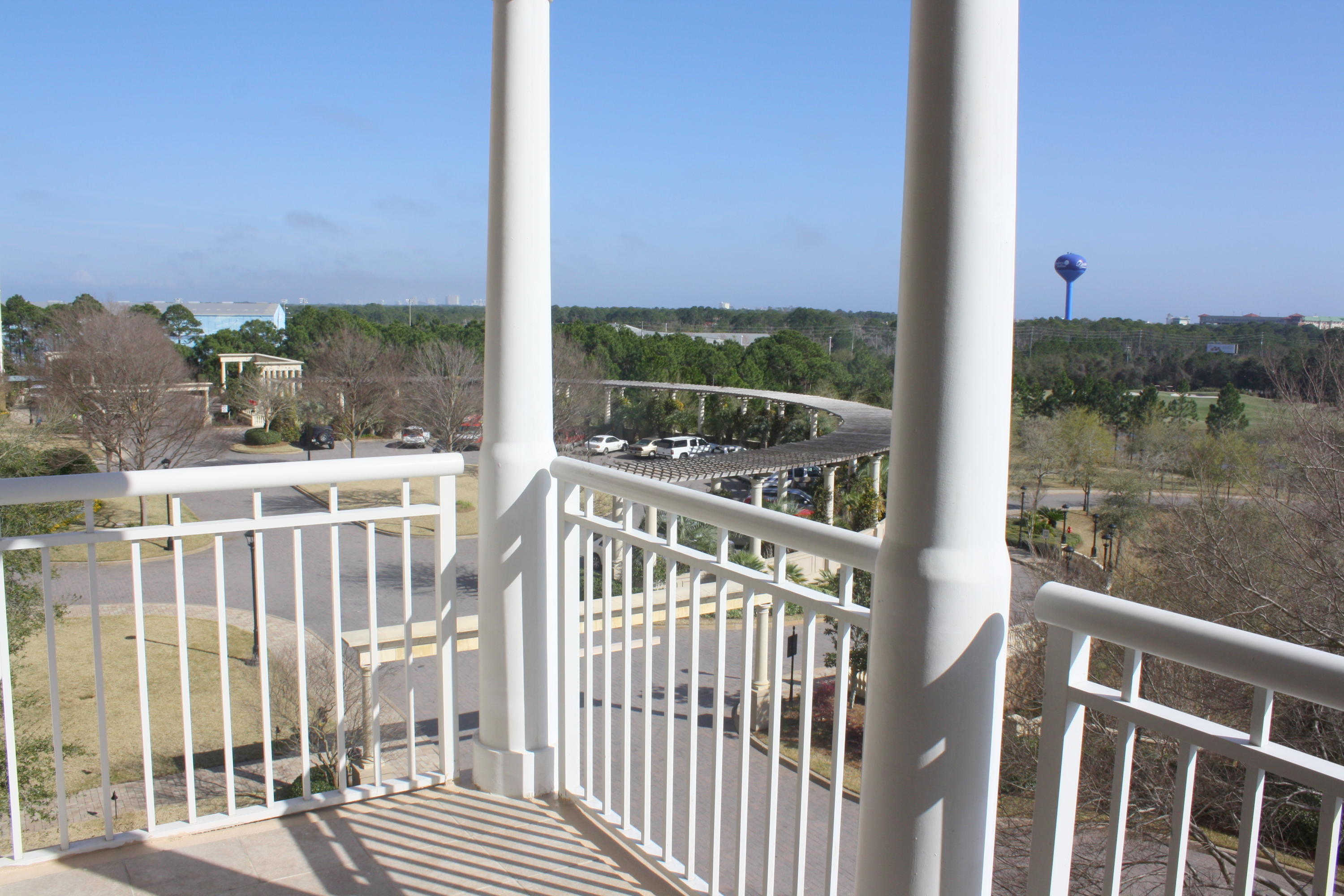 ONE WATER PLACE AT KELLY PLANTATION - Residential