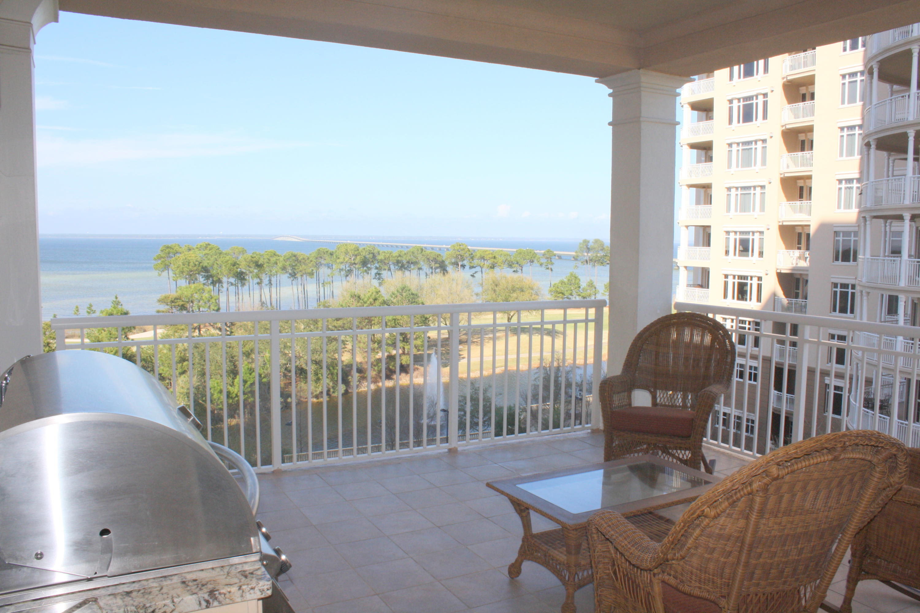 ONE WATER PLACE AT KELLY PLANTATION - Residential