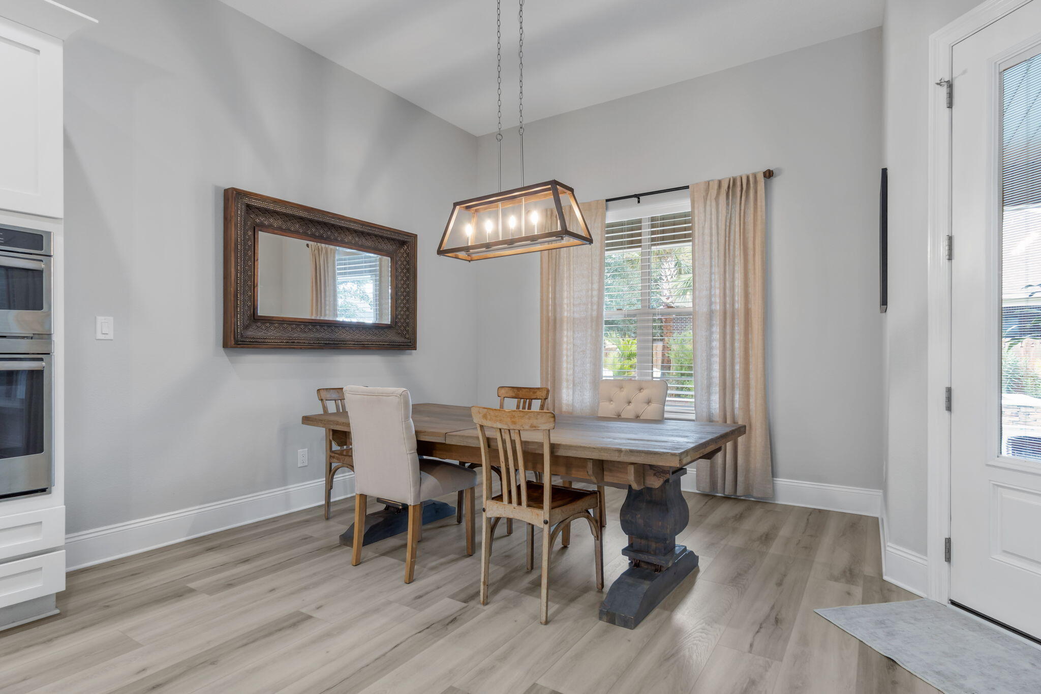 CAMELLIAS - Residential