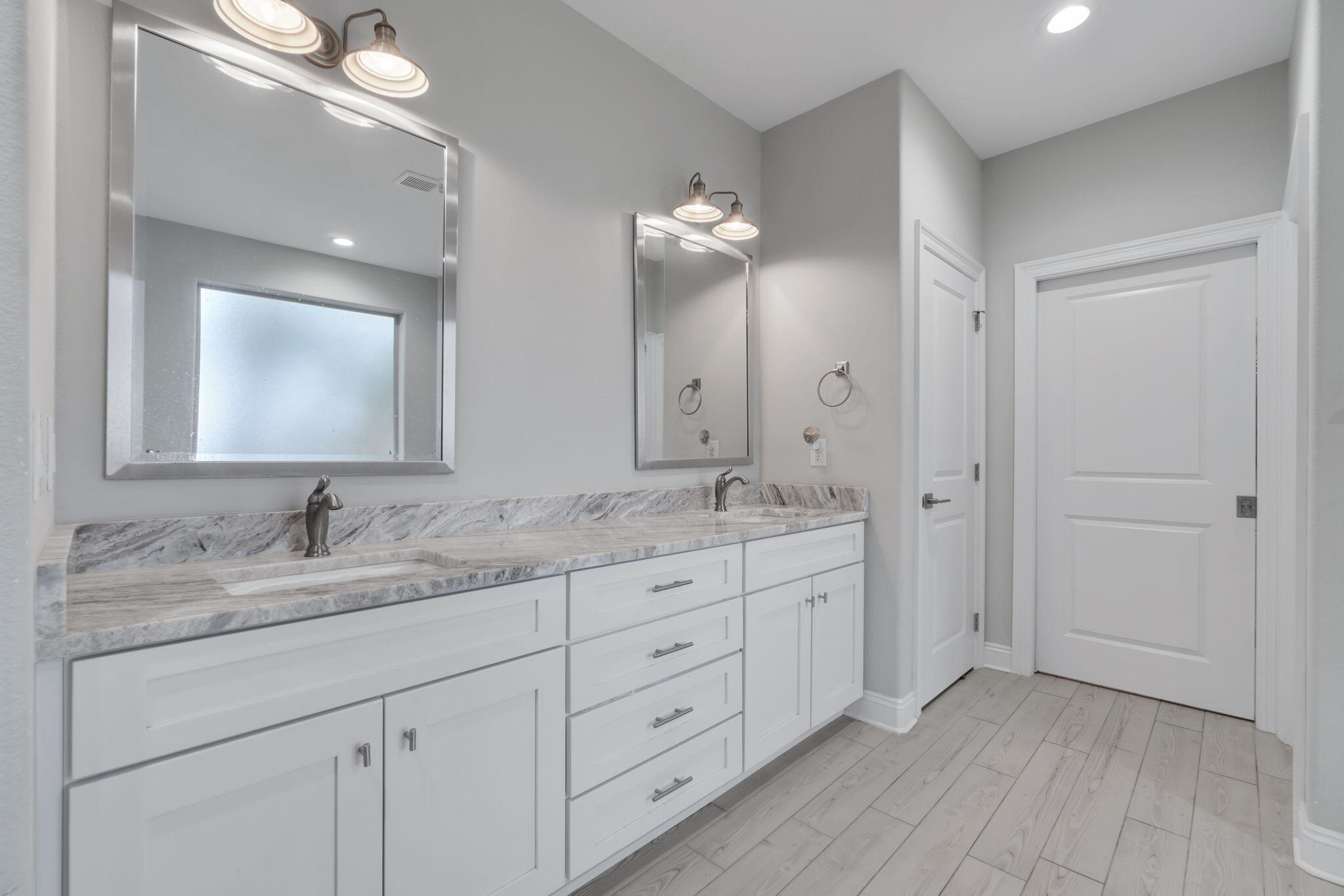 CAMELLIAS - Residential