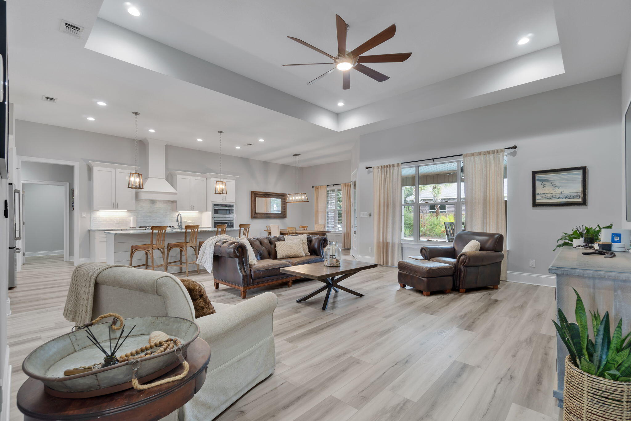 CAMELLIAS - Residential