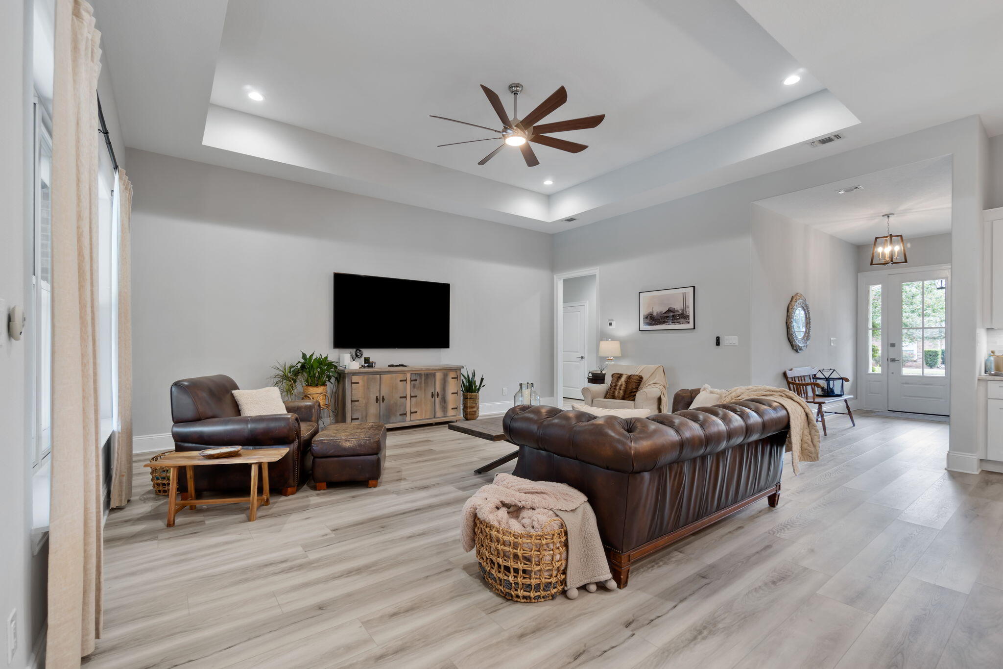 CAMELLIAS - Residential