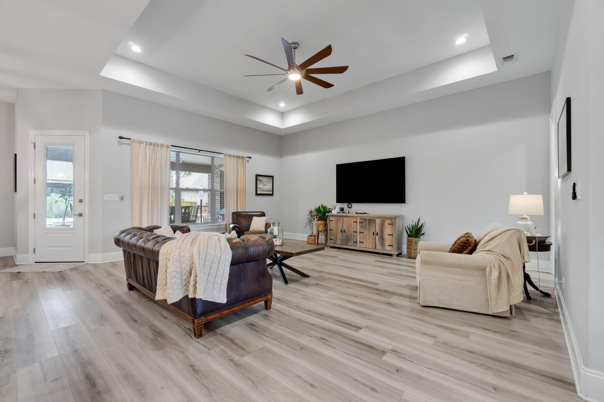 CAMELLIAS - Residential