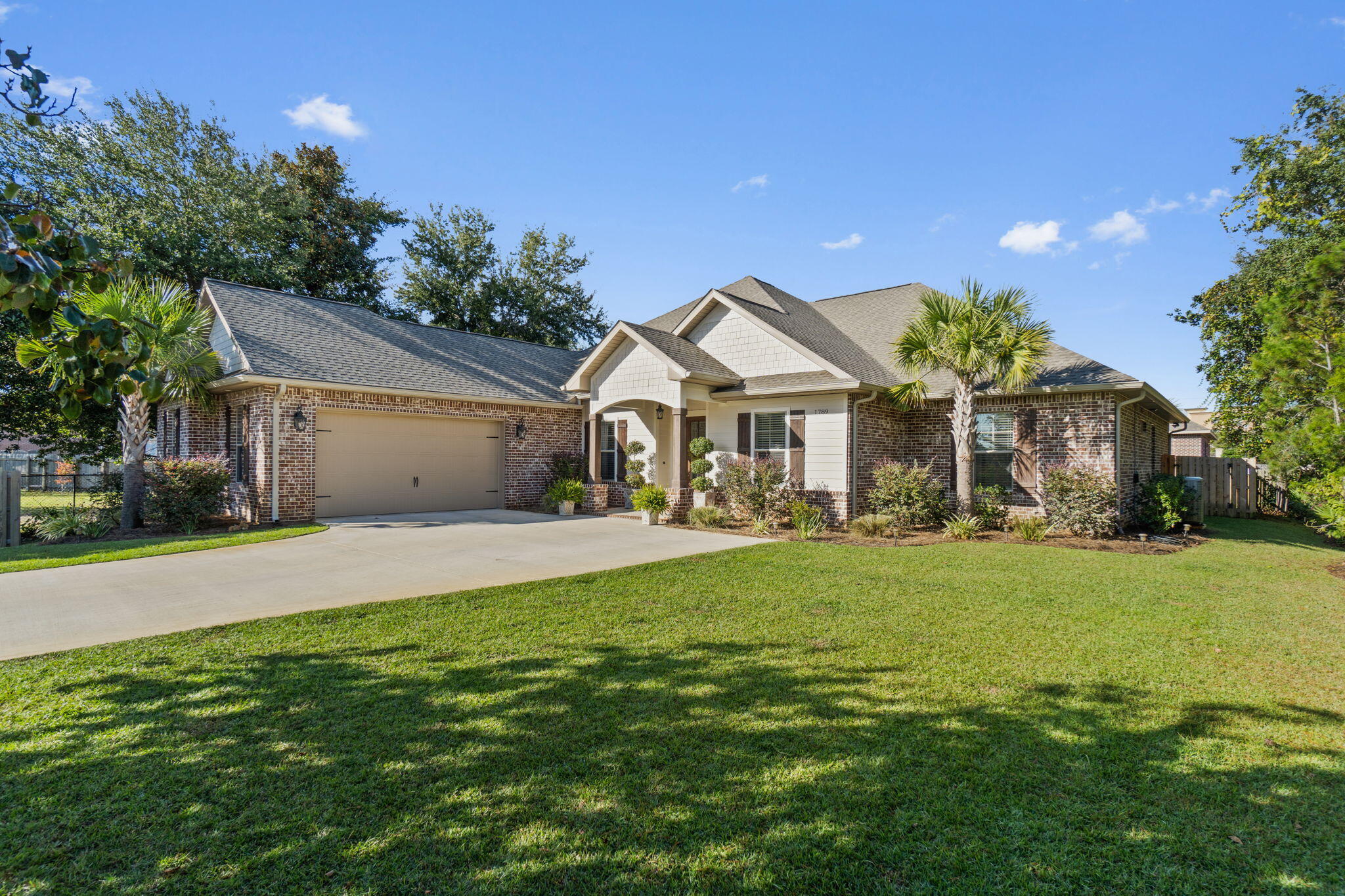 CAMELLIAS - Residential