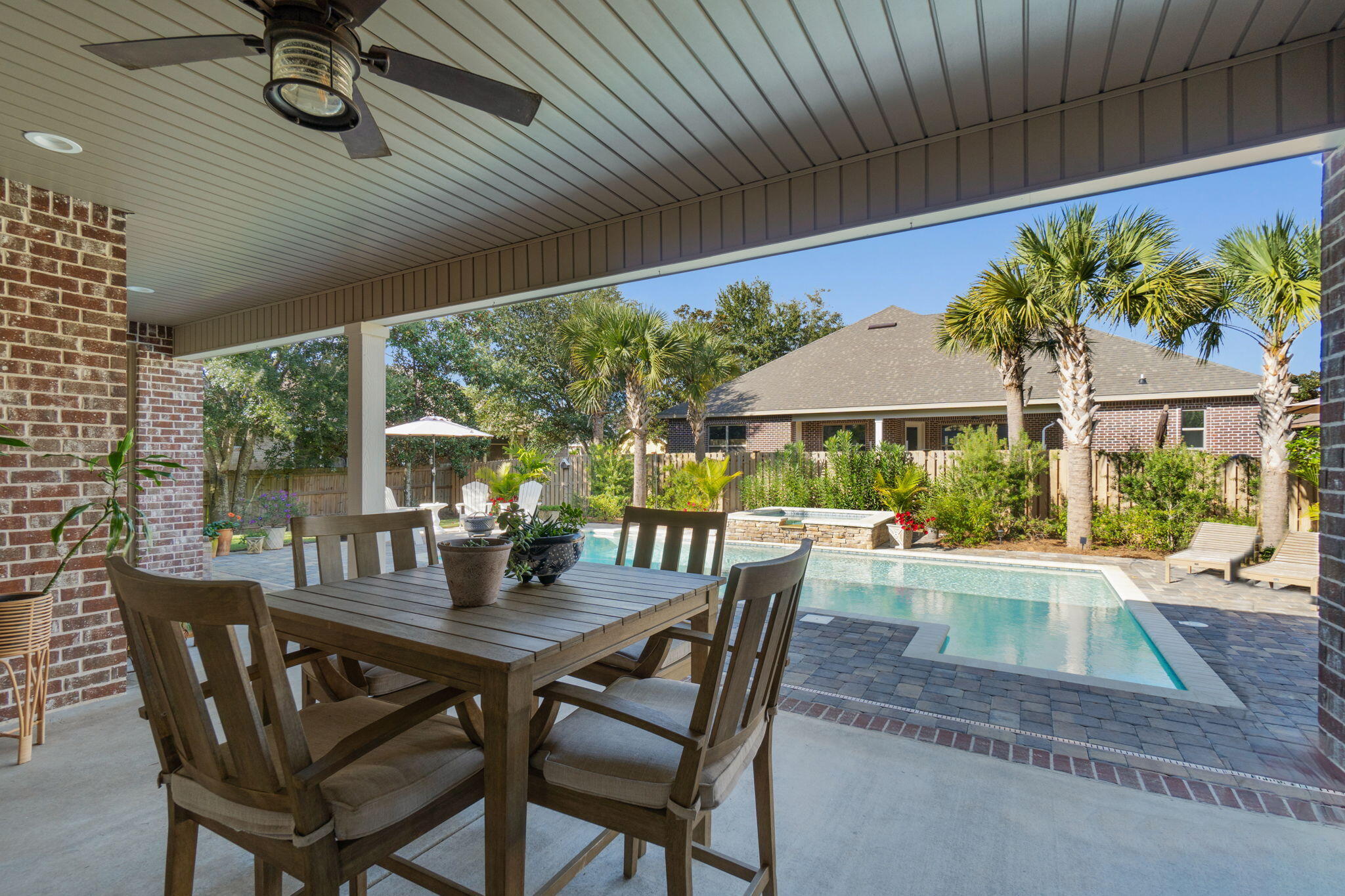 CAMELLIAS - Residential