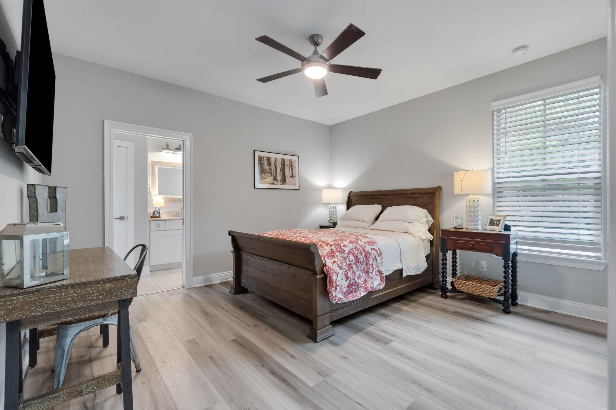 CAMELLIAS - Residential