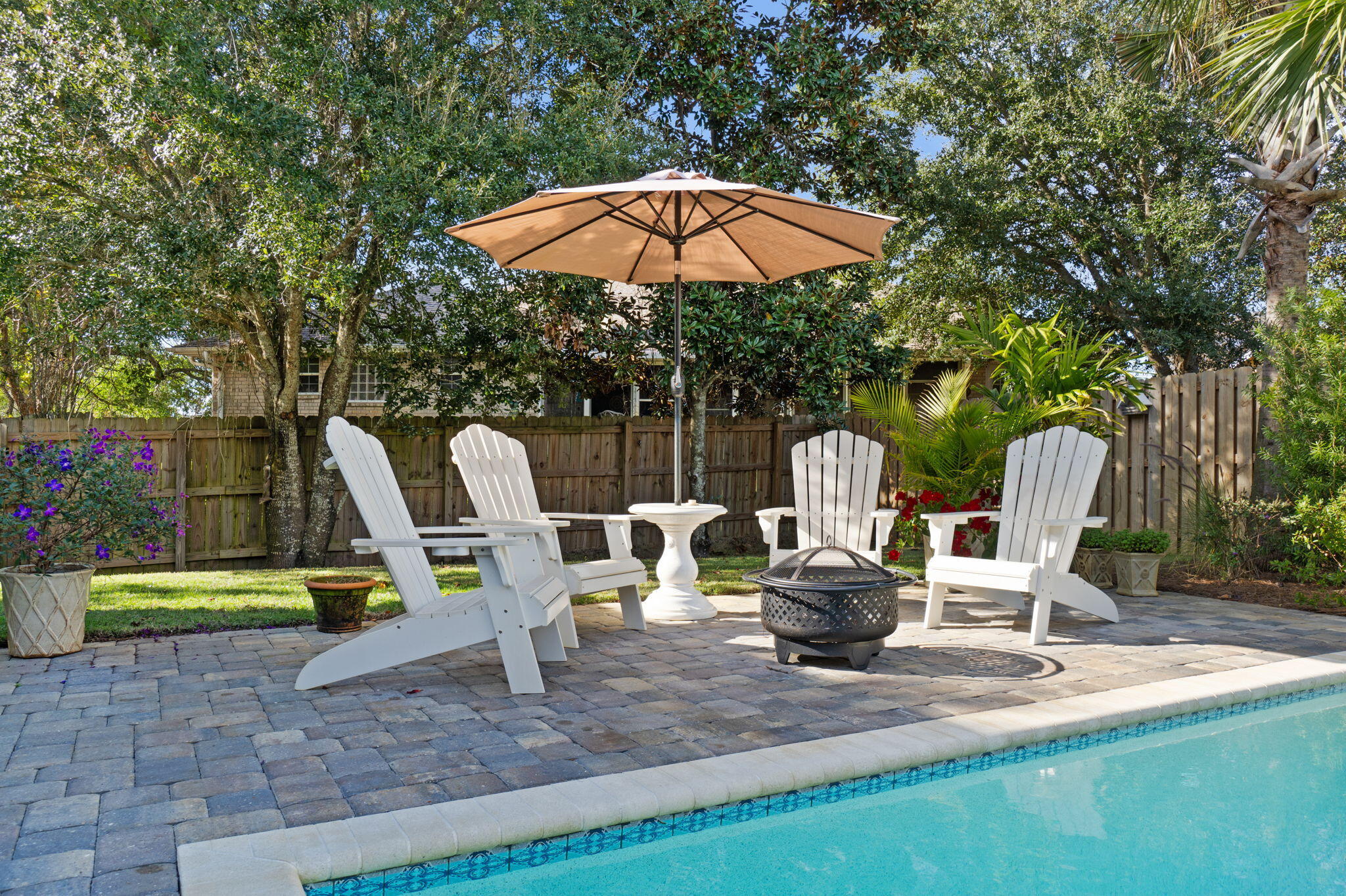 CAMELLIAS - Residential