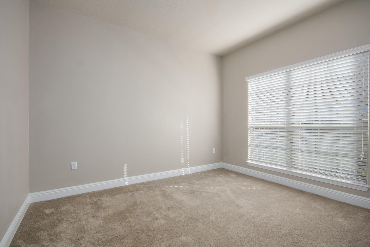 FOX VALLEY PH III Blk AA Lot 20 - Residential