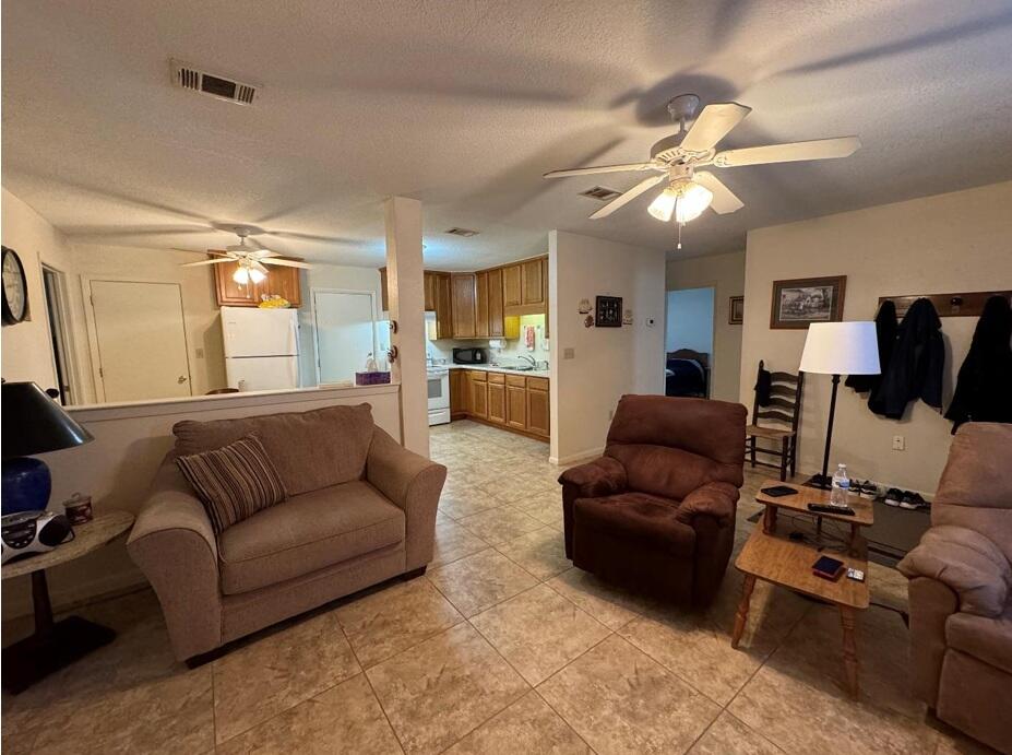 FOREST HEIGHTS - Residential
