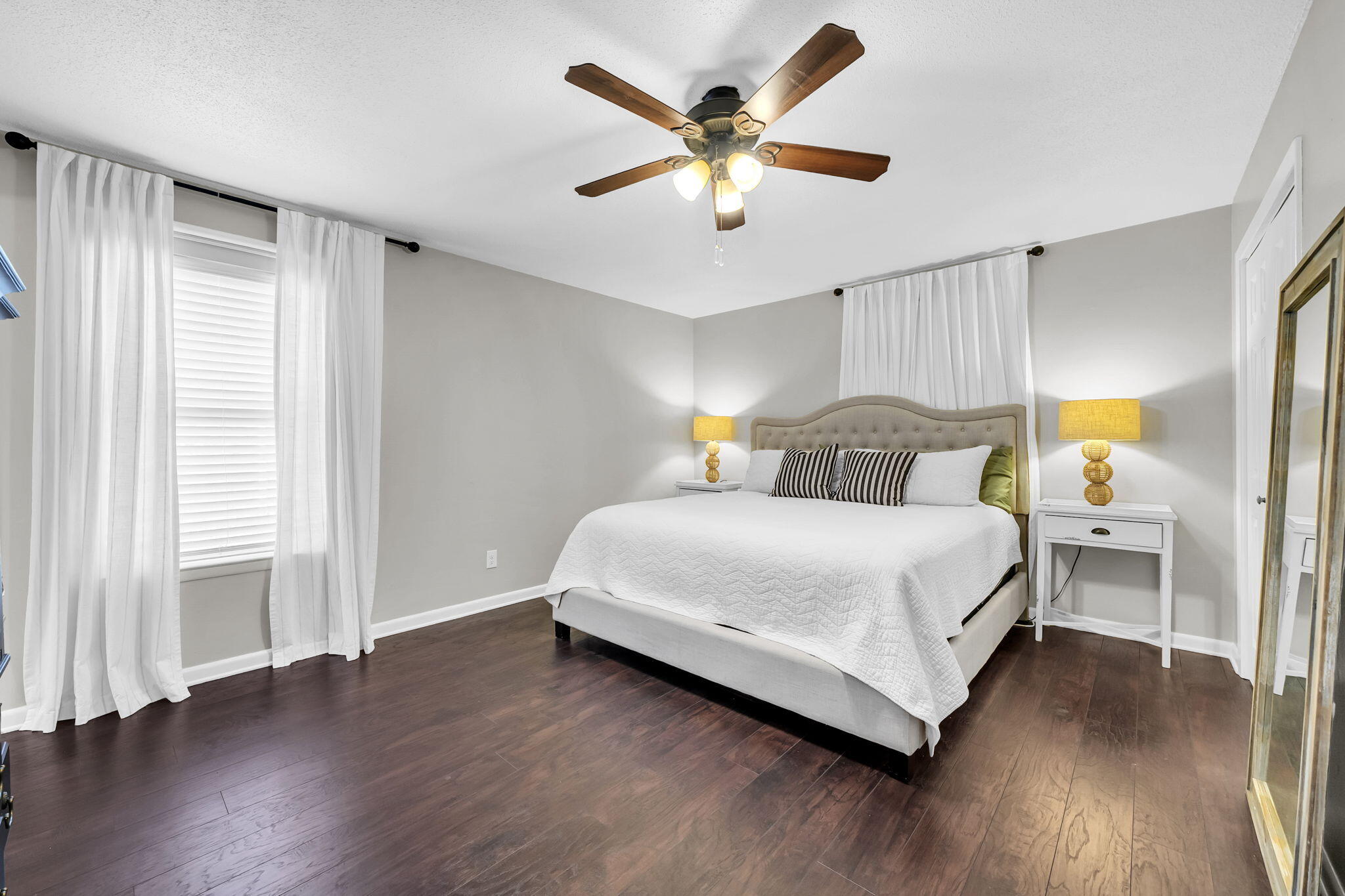 OVERBROOK - Residential