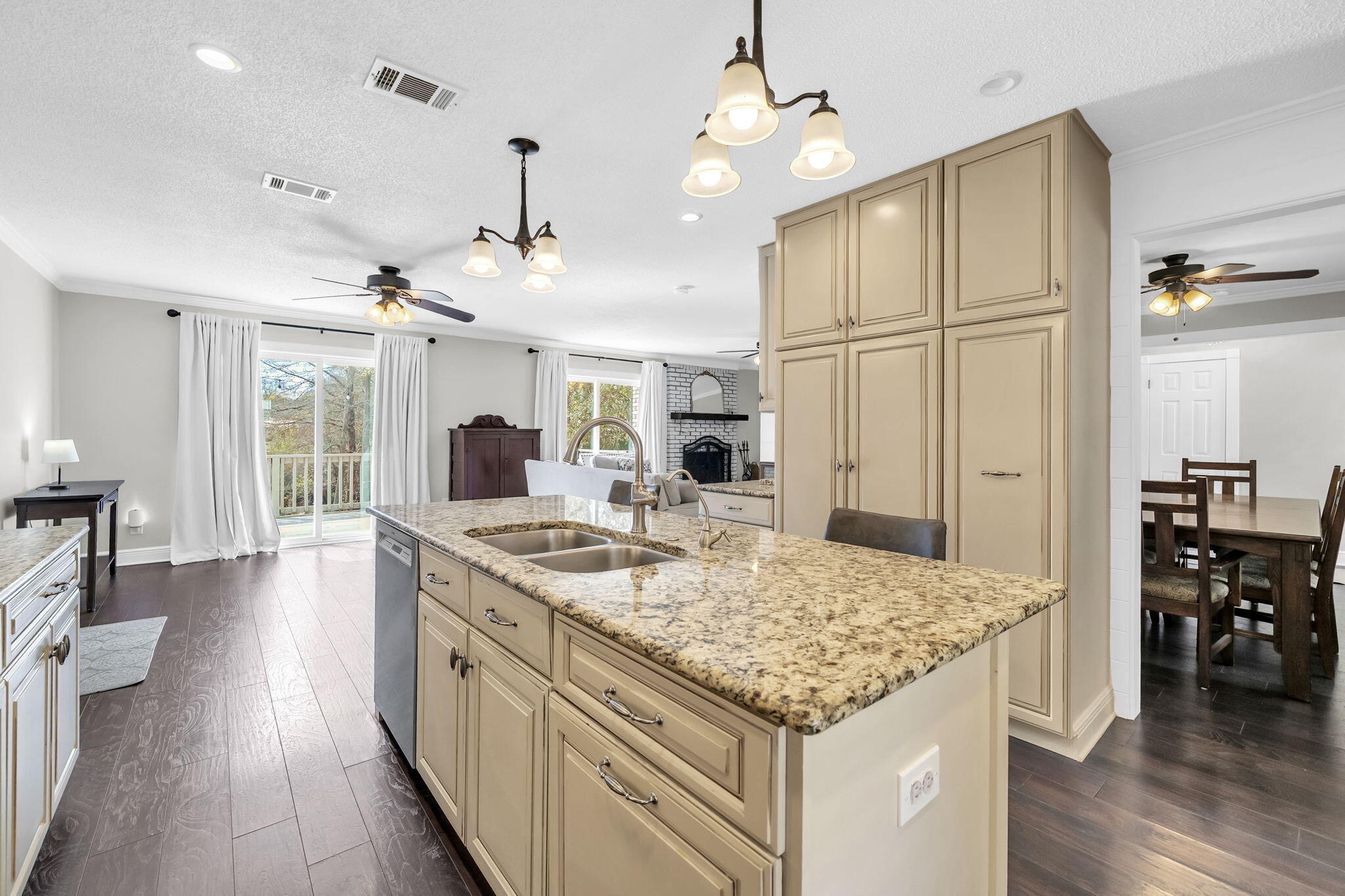 OVERBROOK - Residential