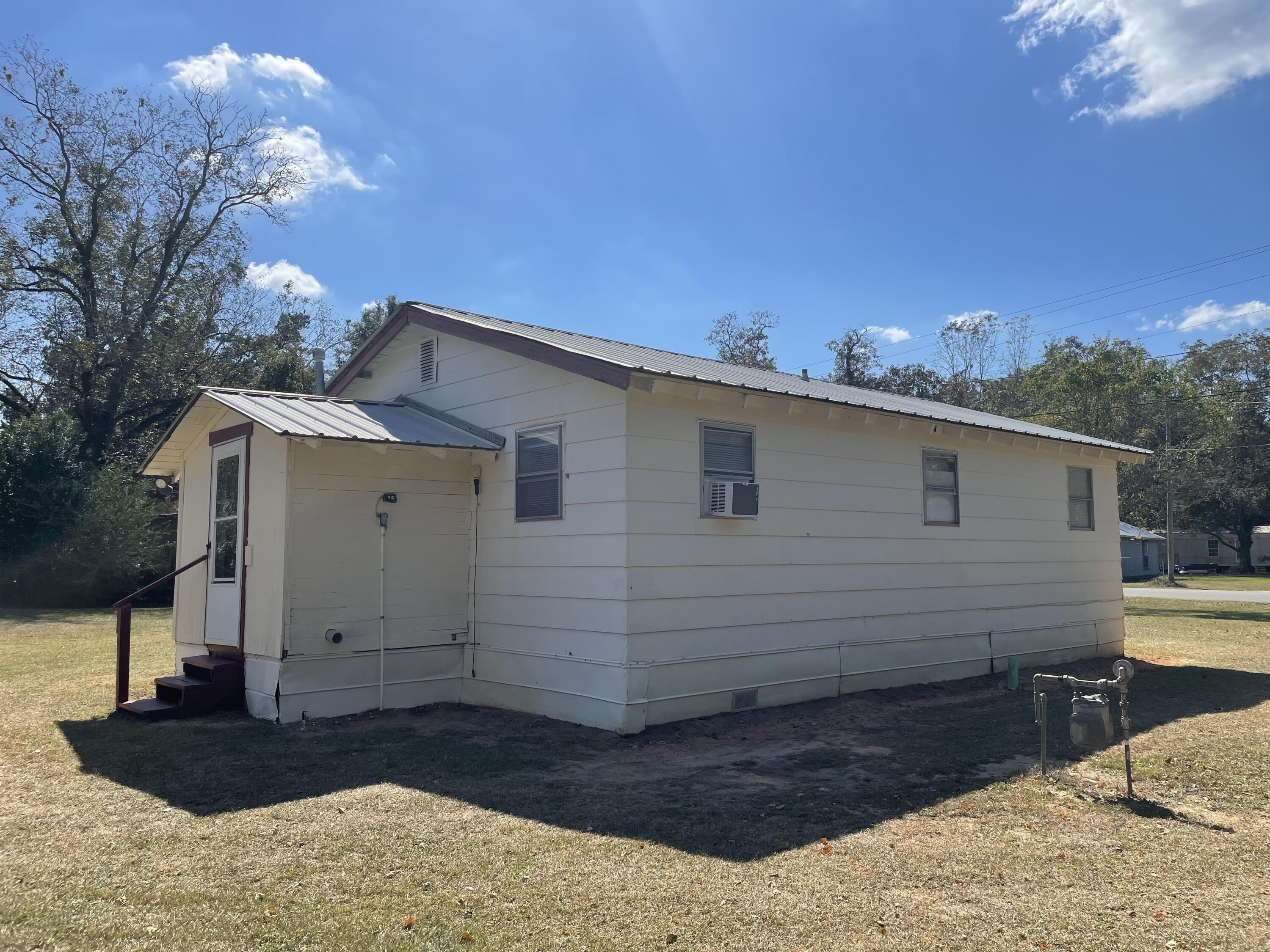 METES & BOUNDS - Residential Lease