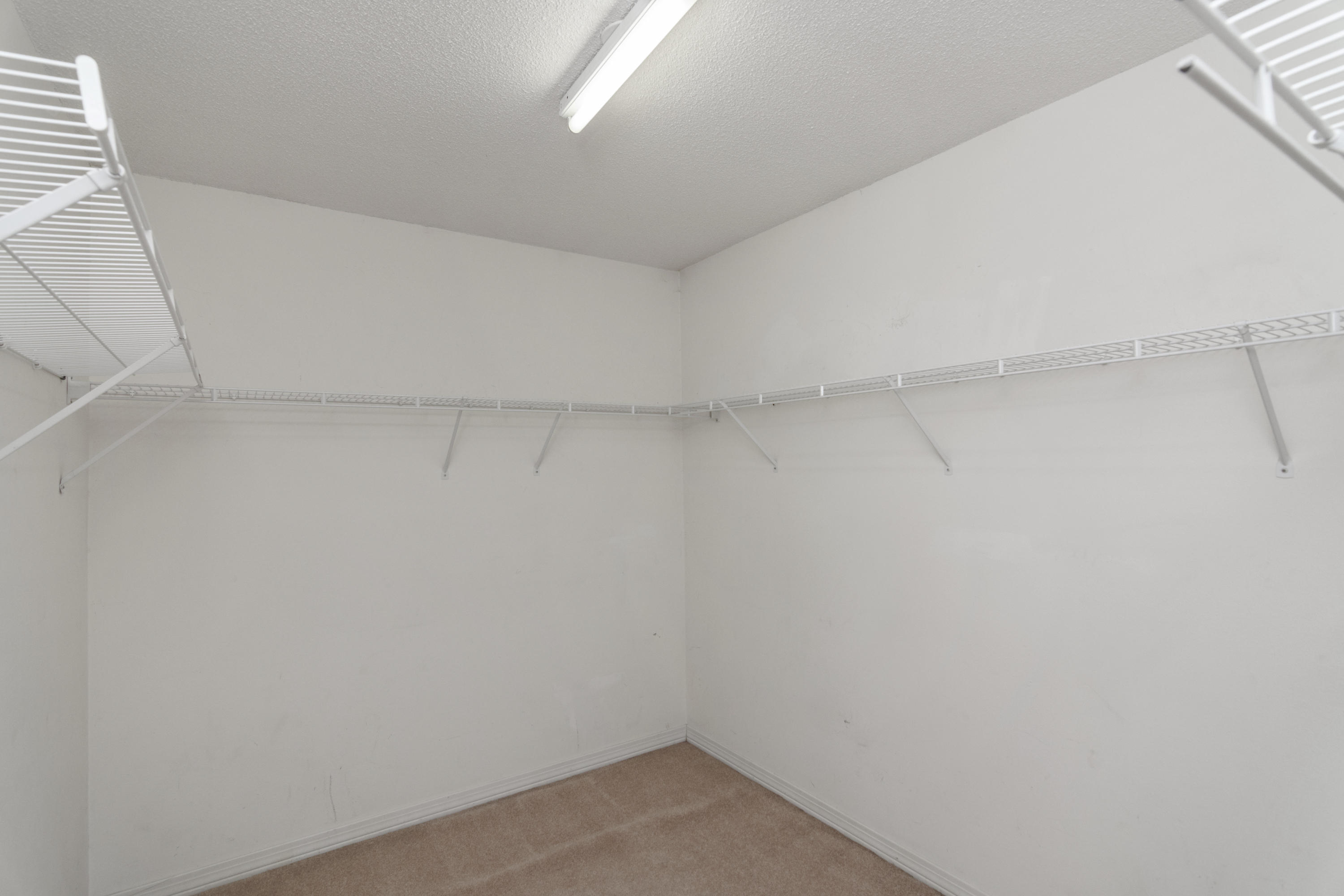 COUNTRYVIEW ESTATES 4TH ADDN - Residential