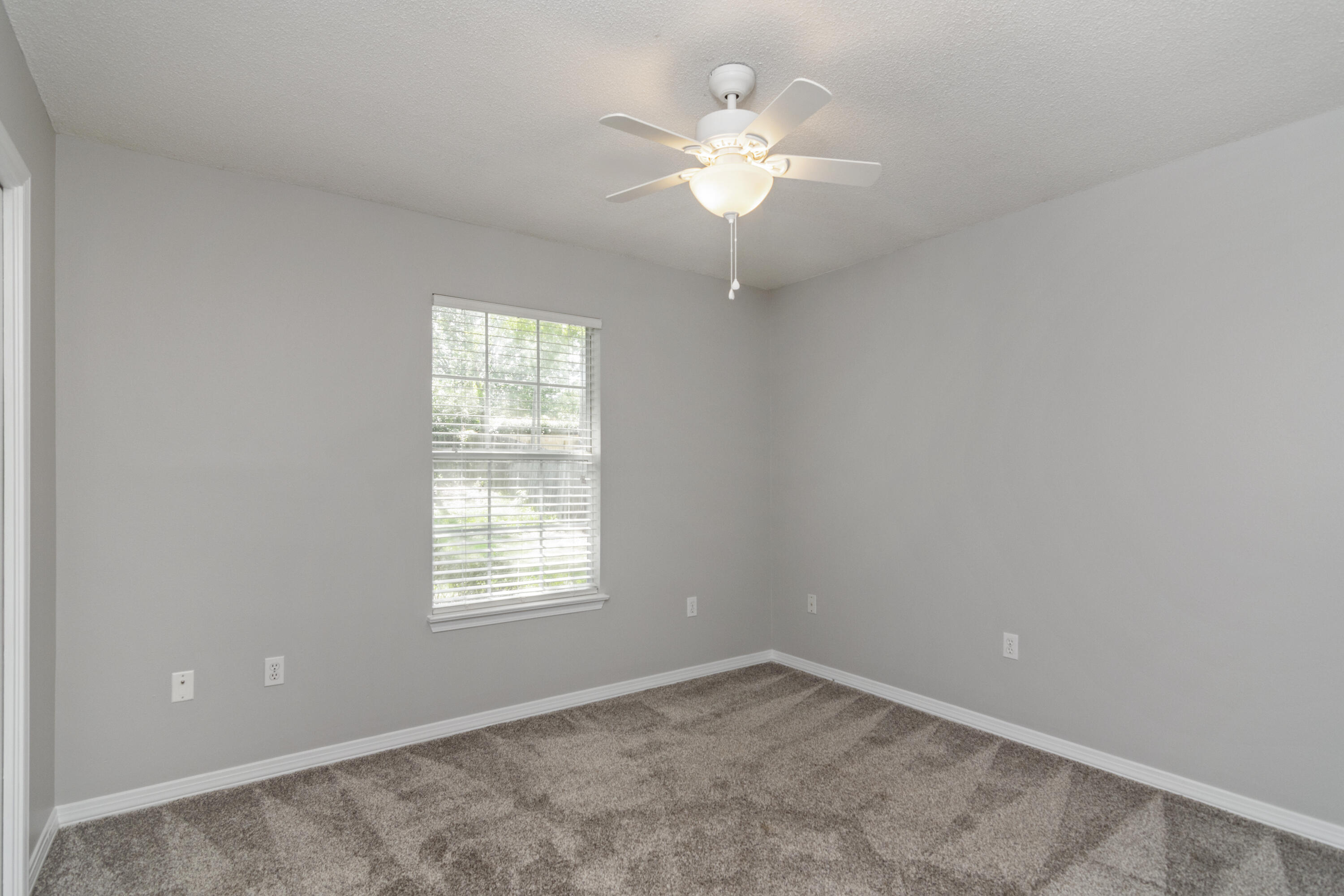 COUNTRYVIEW ESTATES 4TH ADDN - Residential