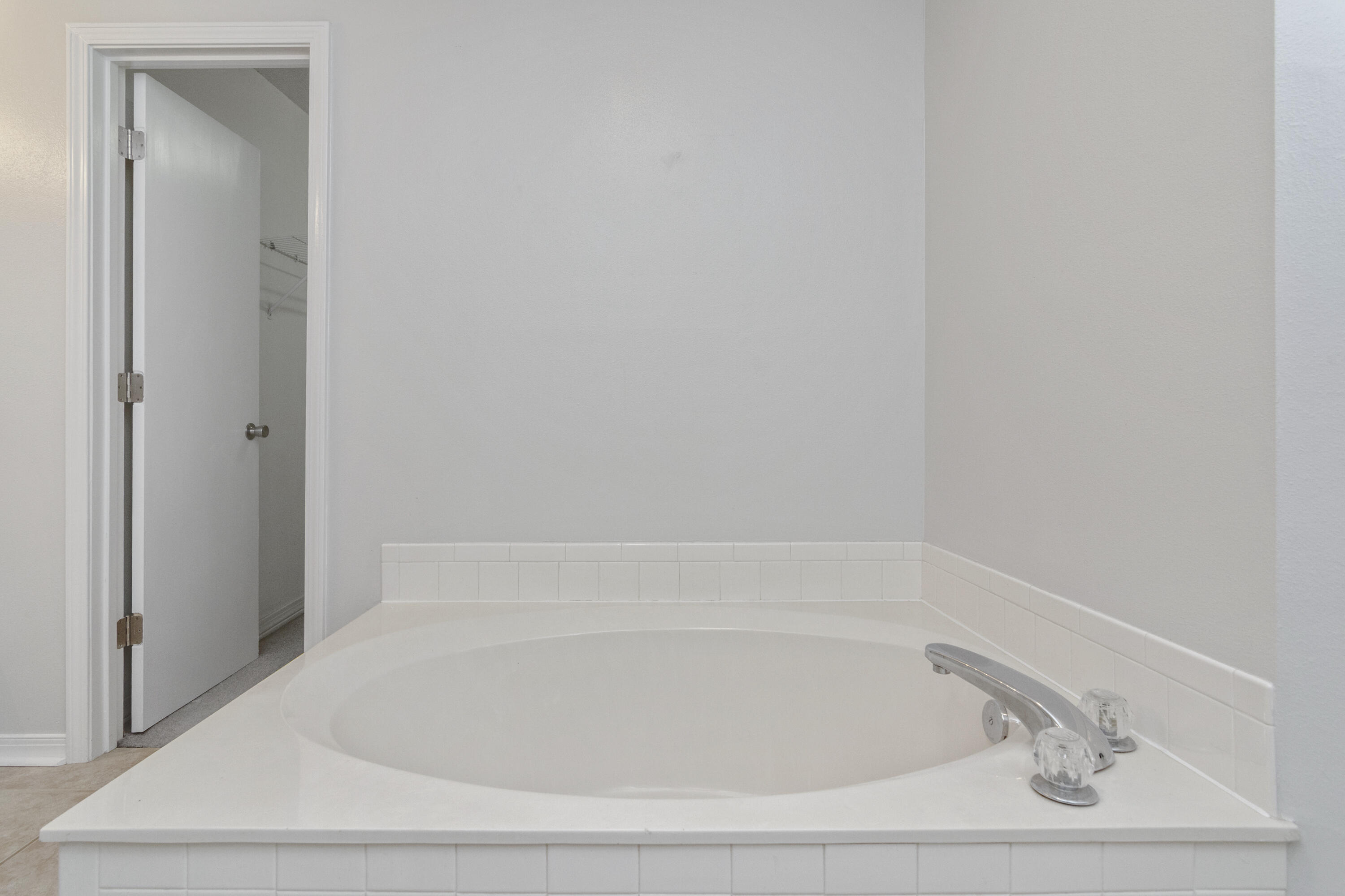 COUNTRYVIEW ESTATES 4TH ADDN - Residential