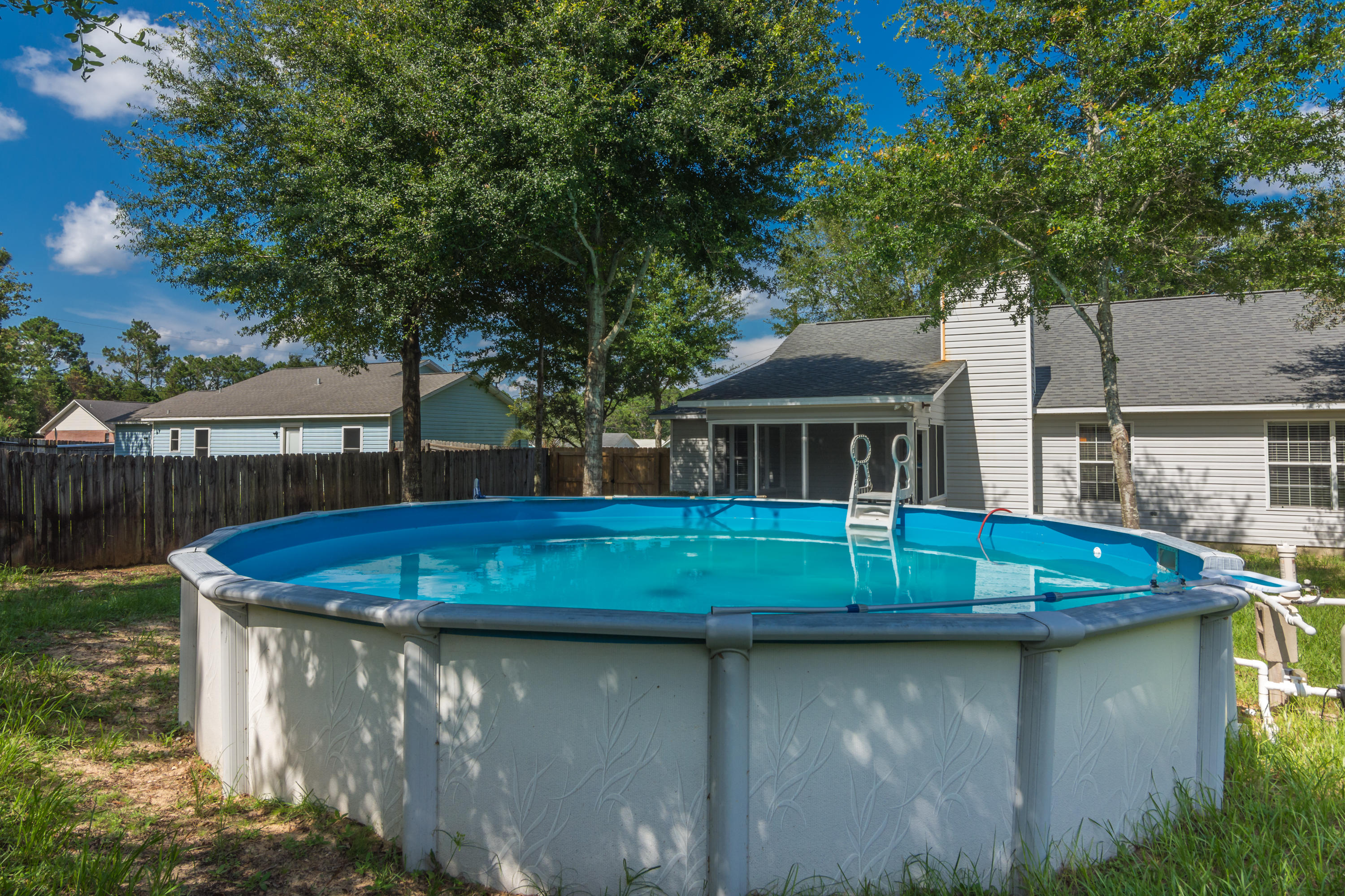 COUNTRYVIEW ESTATES 4TH ADDN - Residential