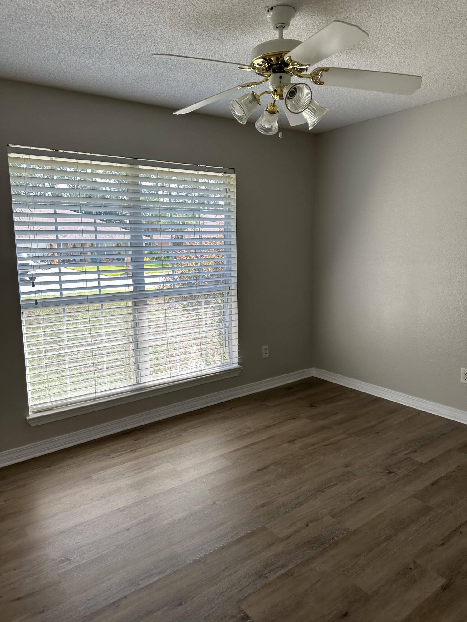 TARKILN RIDGE ESTATES - Residential Lease
