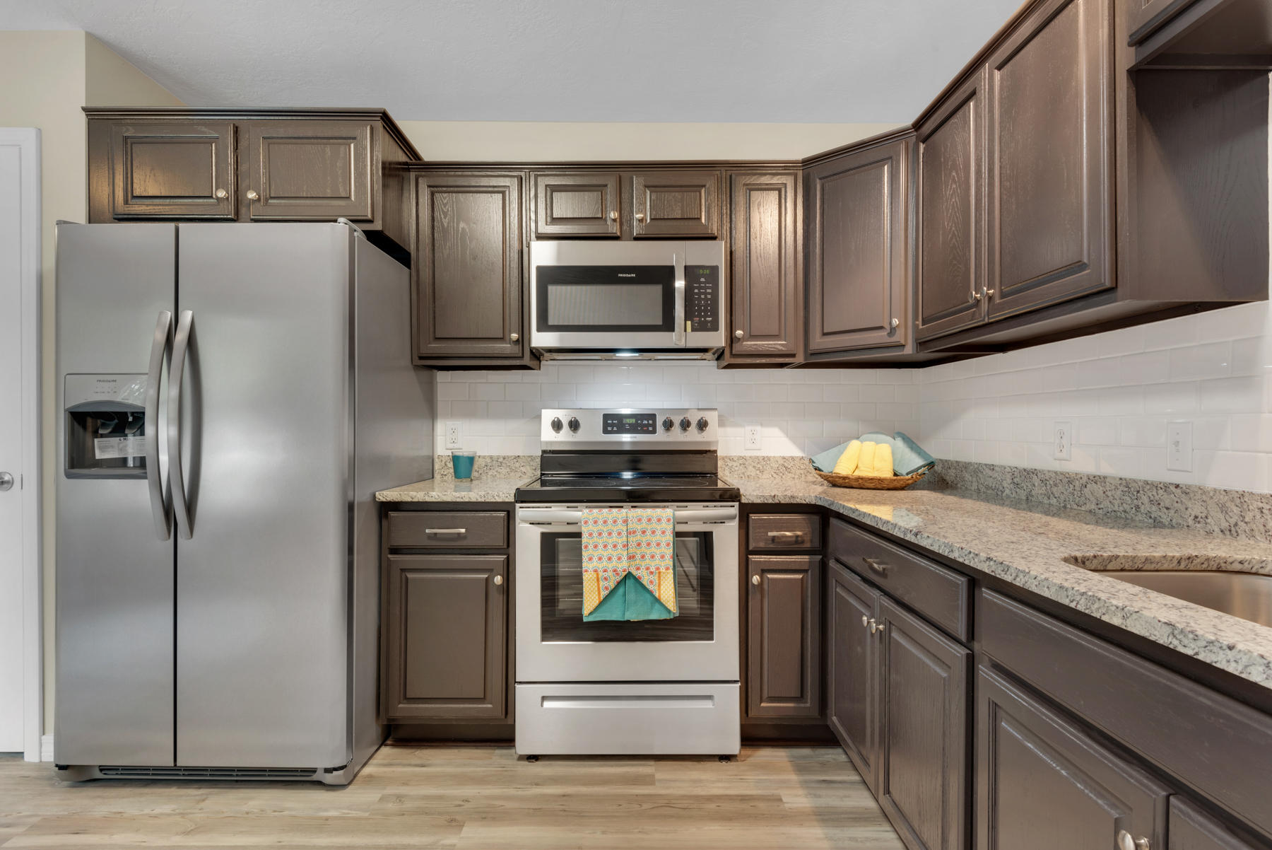 CRESTVIEW - Residential