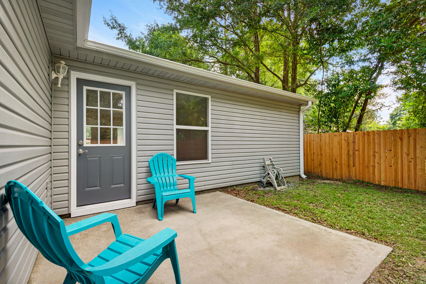 CRESTVIEW - Residential