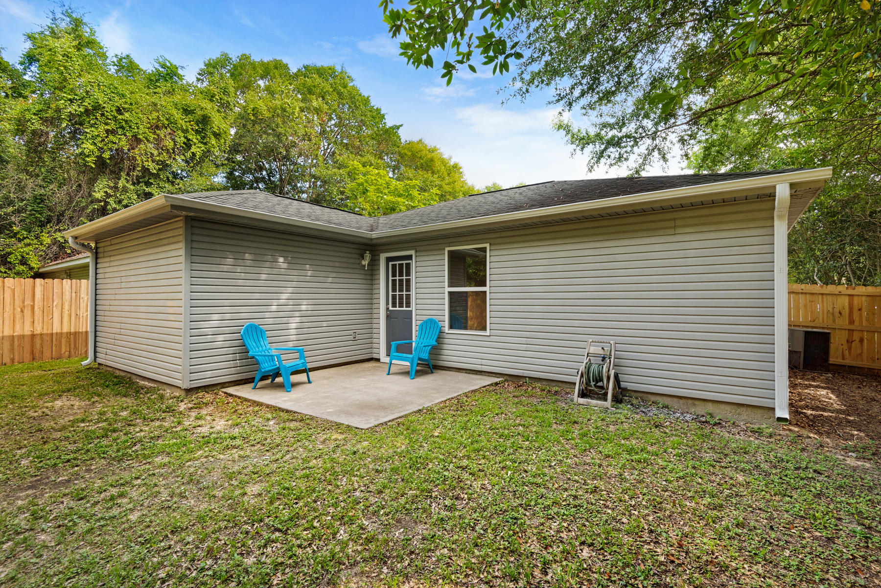 CRESTVIEW - Residential