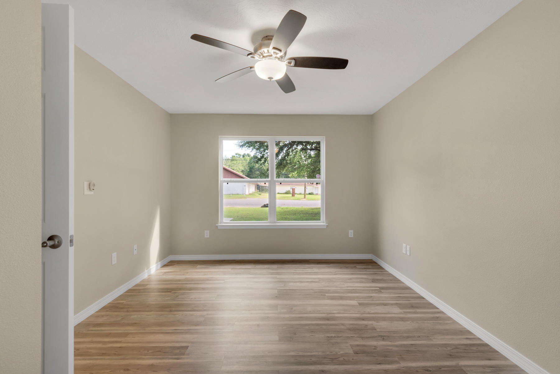 CRESTVIEW - Residential