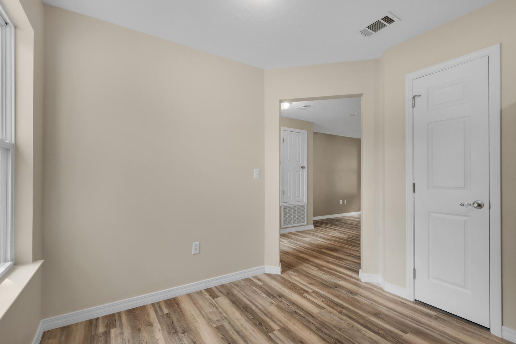 CRESTVIEW - Residential