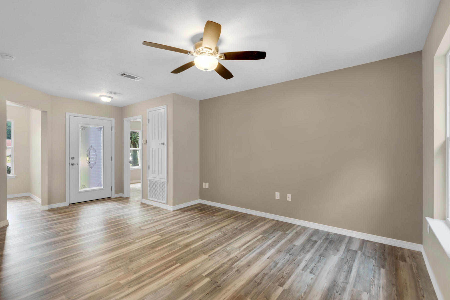 CRESTVIEW - Residential