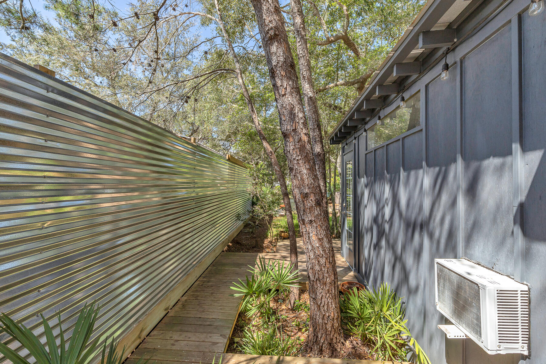 PISCES COVE 2ND ADDN - Residential