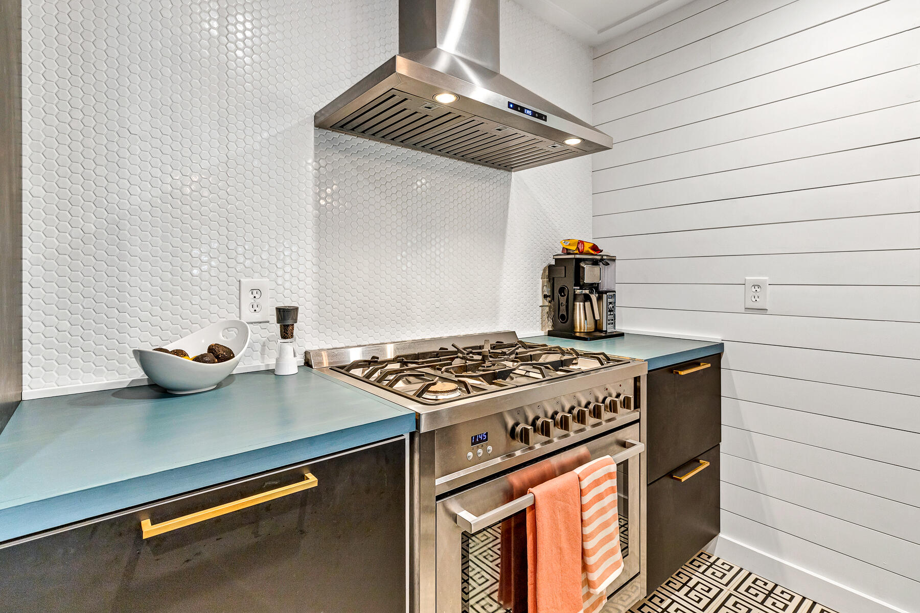 PISCES COVE 2ND ADDN - Residential