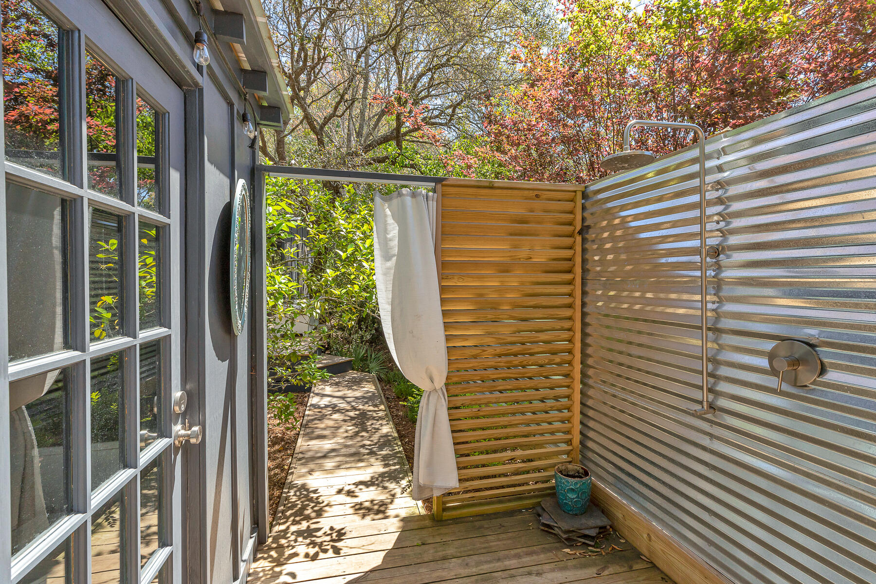 PISCES COVE 2ND ADDN - Residential