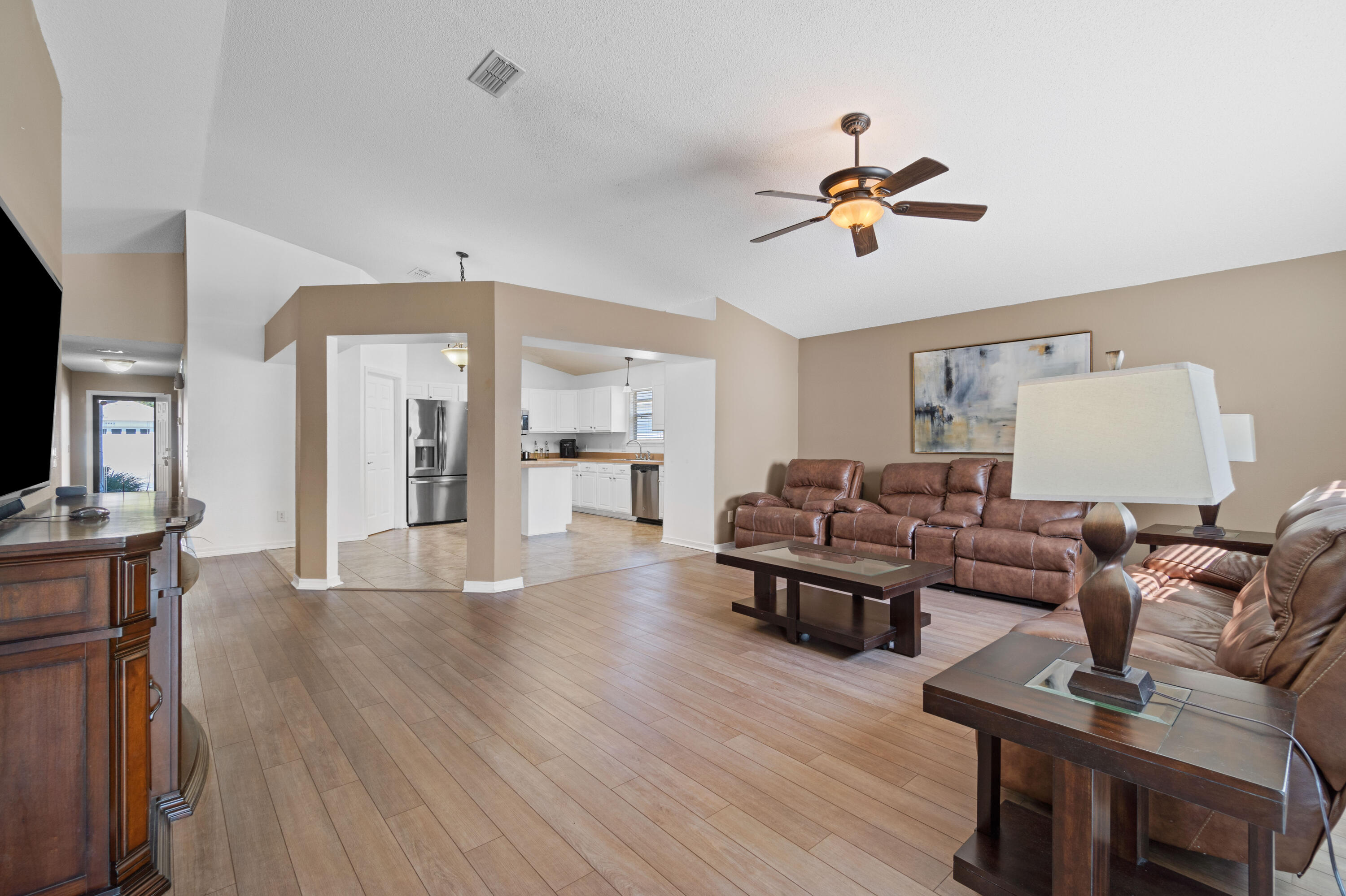 HIDDEN SHORES - Residential