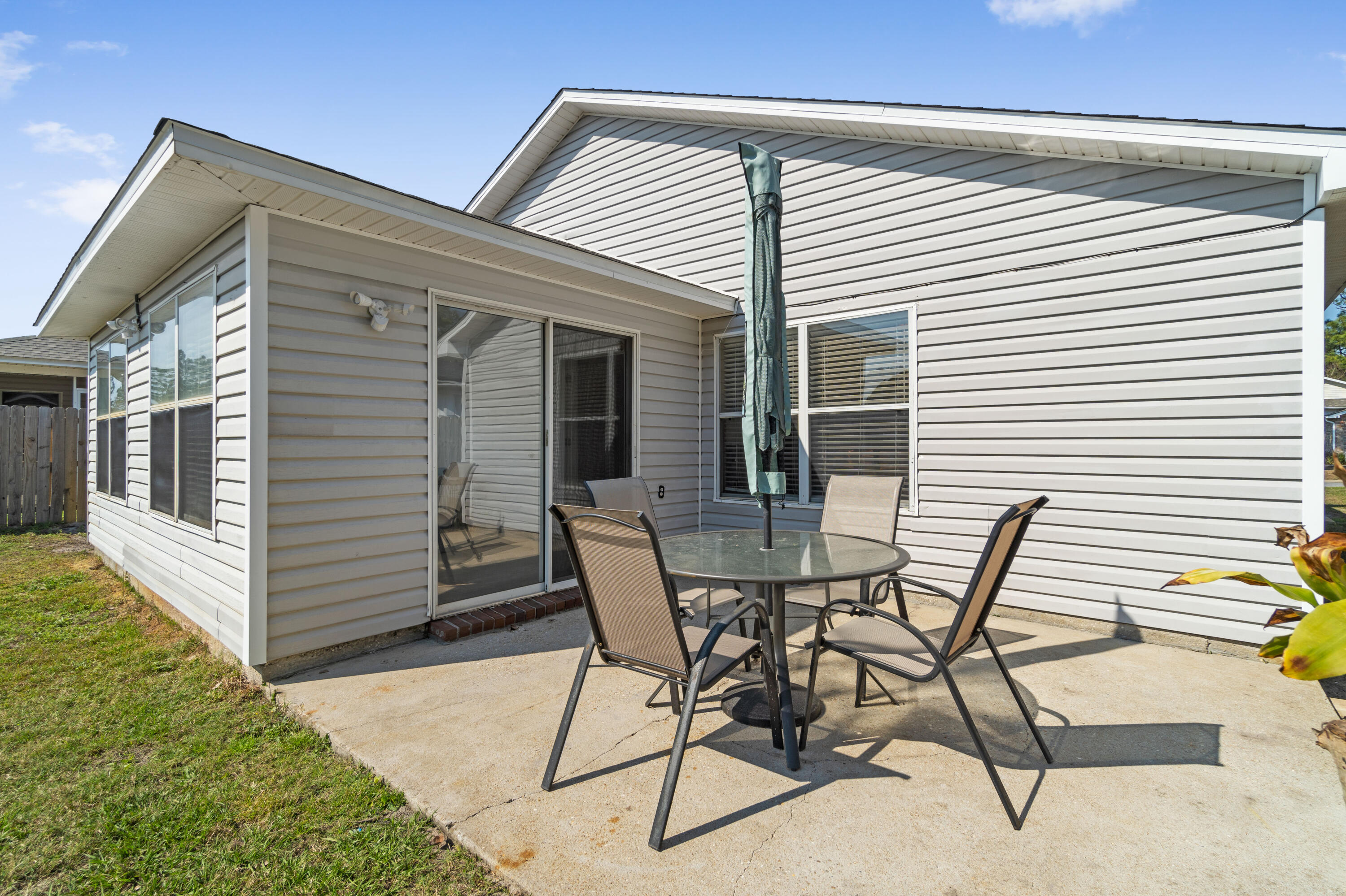 HIDDEN SHORES - Residential