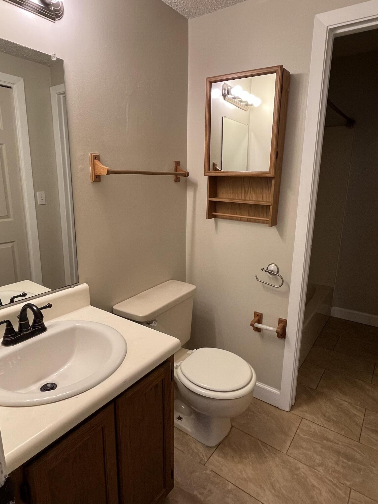 QUAIL RIDGE 1ST ADDN - Residential Lease