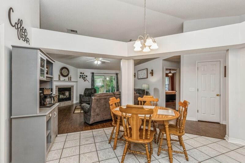 CRESTVIEW SUBURB (231000.00) - Residential