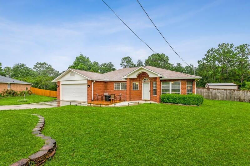 CRESTVIEW SUBURB (231000.00) - Residential