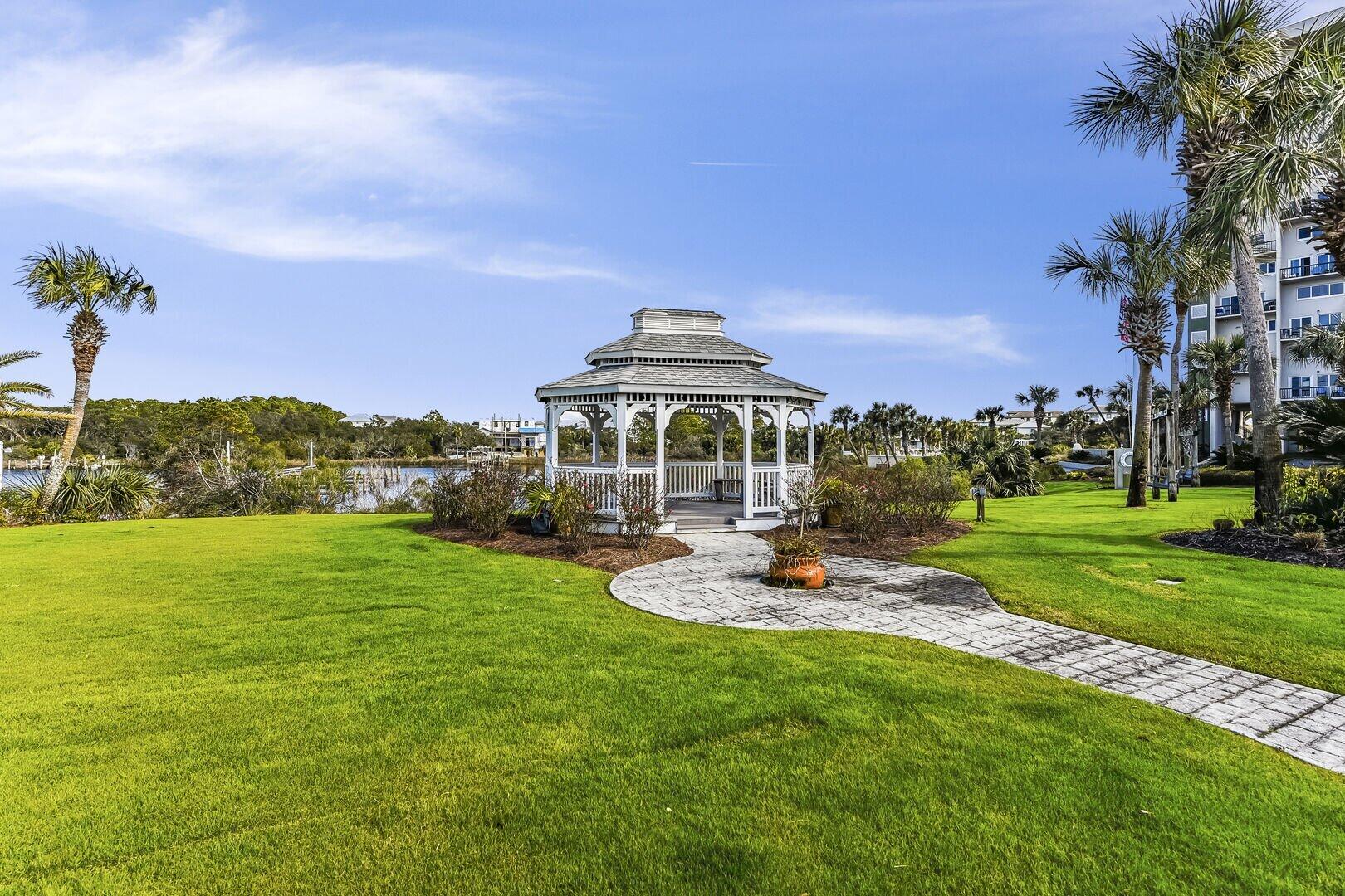 PINNACLE PORT - Residential