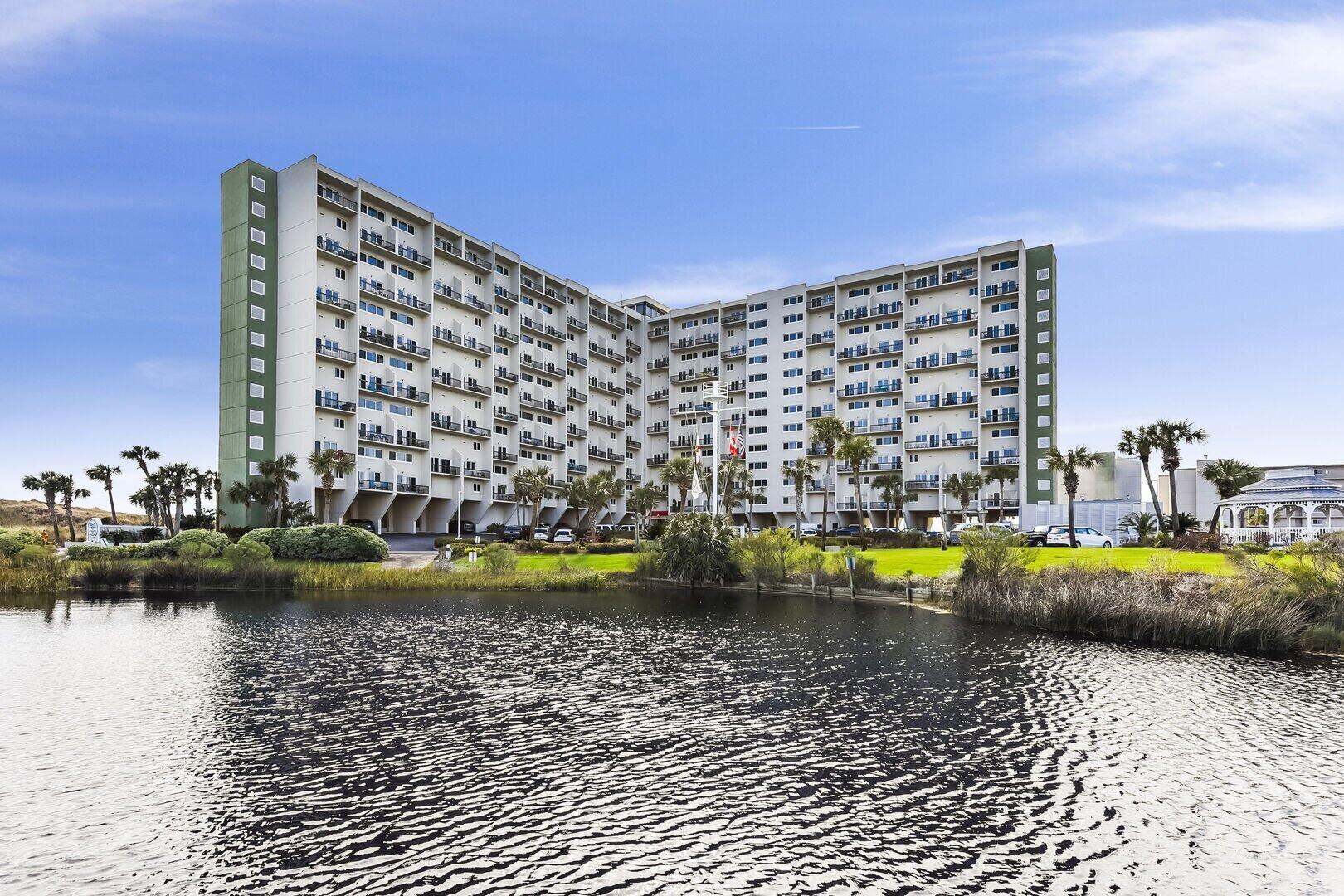 PINNACLE PORT - Residential