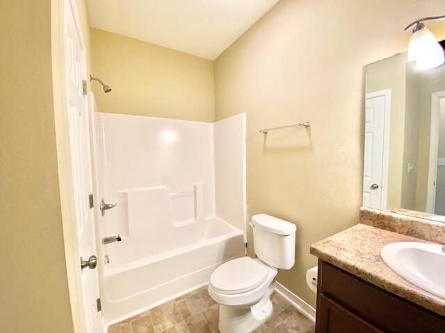 HERITAGE MANOR - Residential Lease