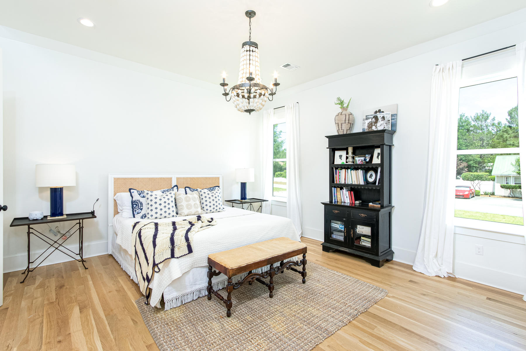 DAUGHETTES AMENDED - Residential