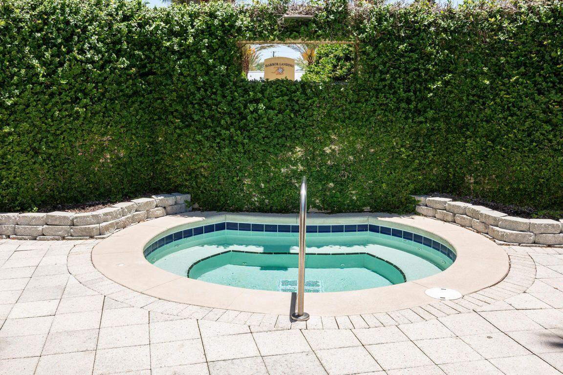 HARBOR LANDING - Residential