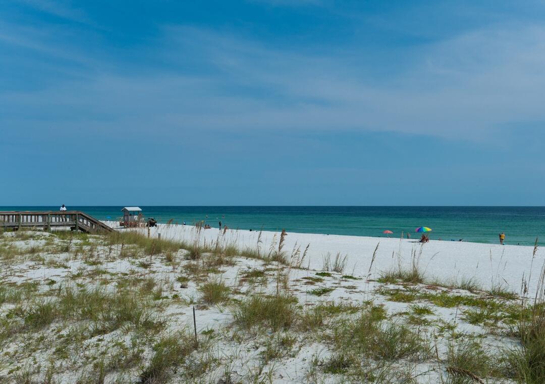 BY THE SEA - Residential