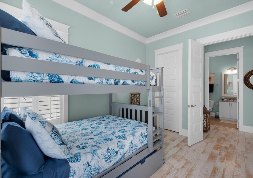 BY THE SEA - Residential