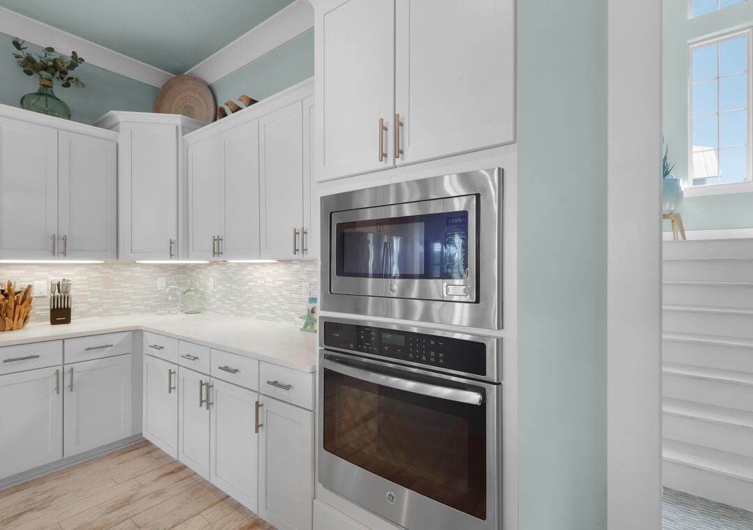 BY THE SEA - Residential