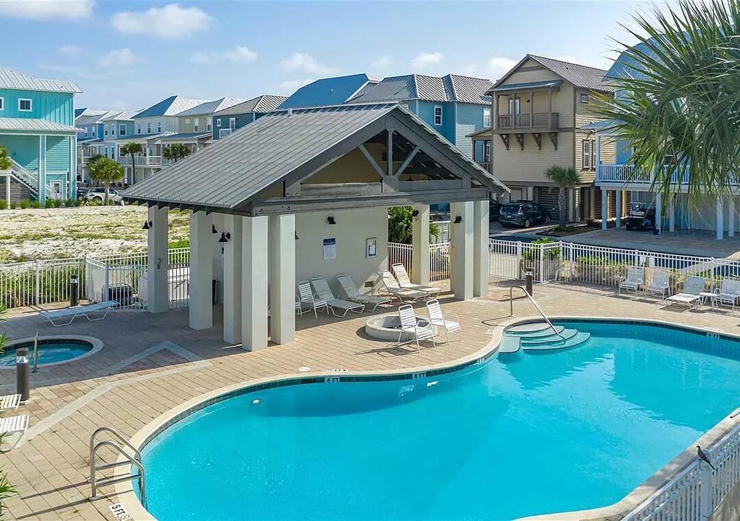 BY THE SEA - Residential