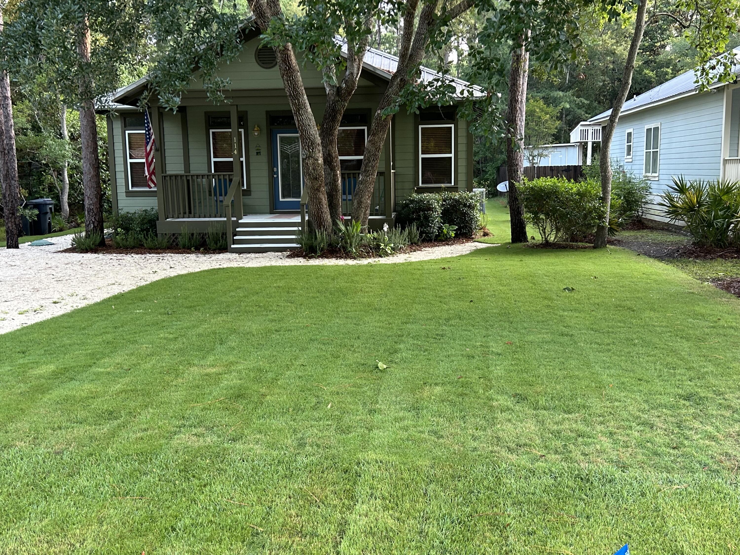 MAGNOLIA BEACH - Residential