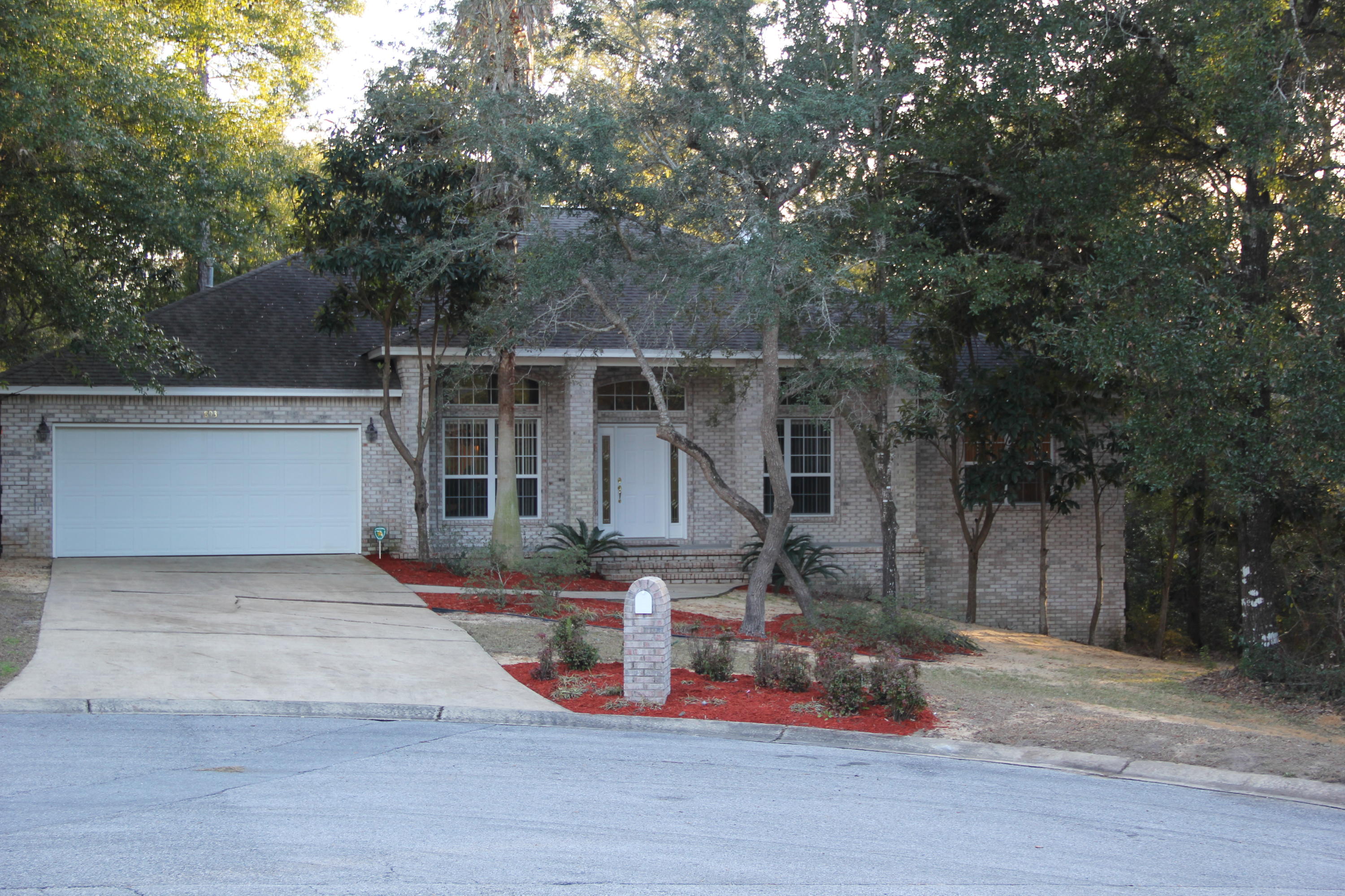 ROCKY BAYOU COUNTRY CLUB ESTATES 10 - Residential