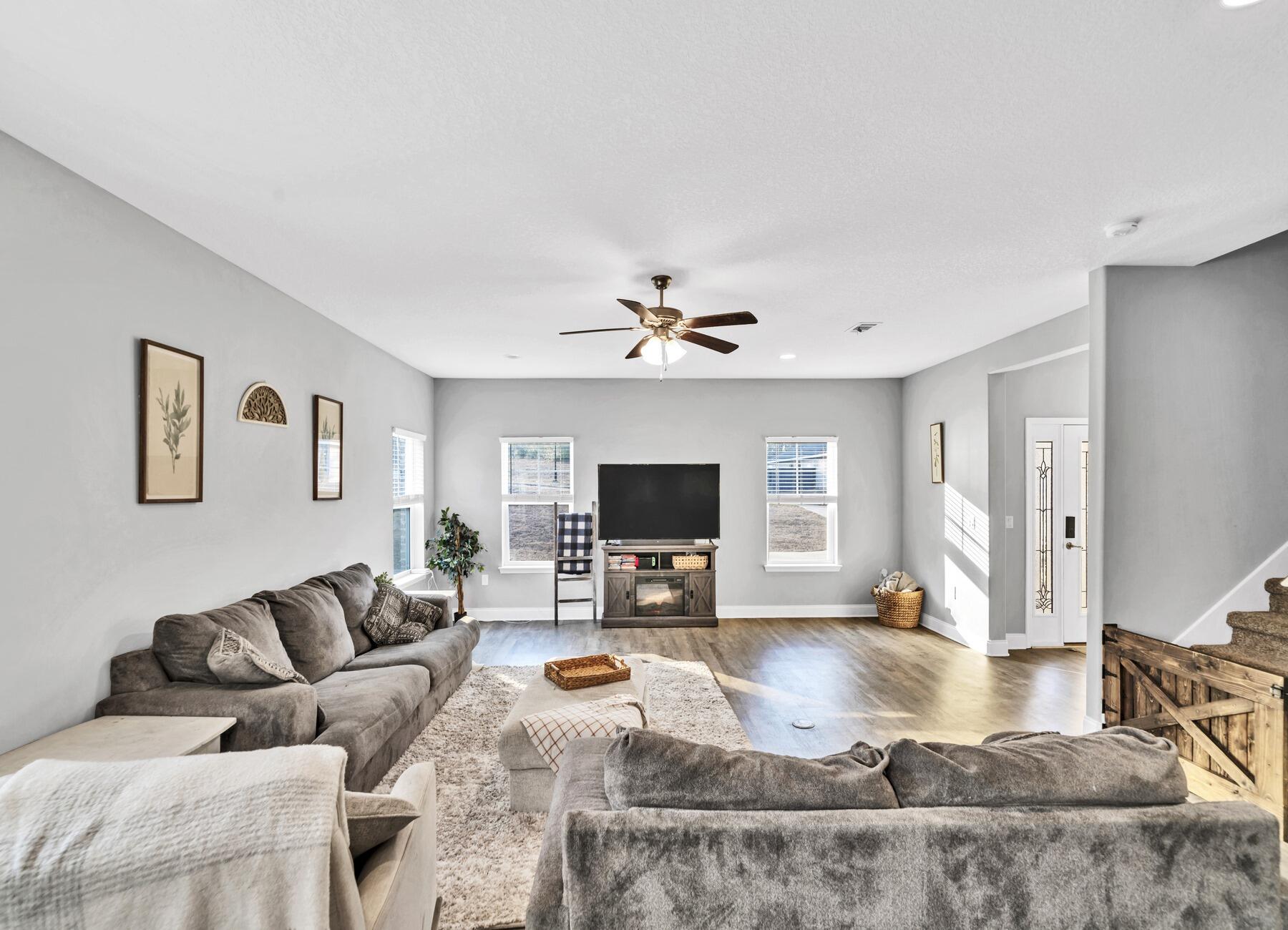 Nature Lake - Residential