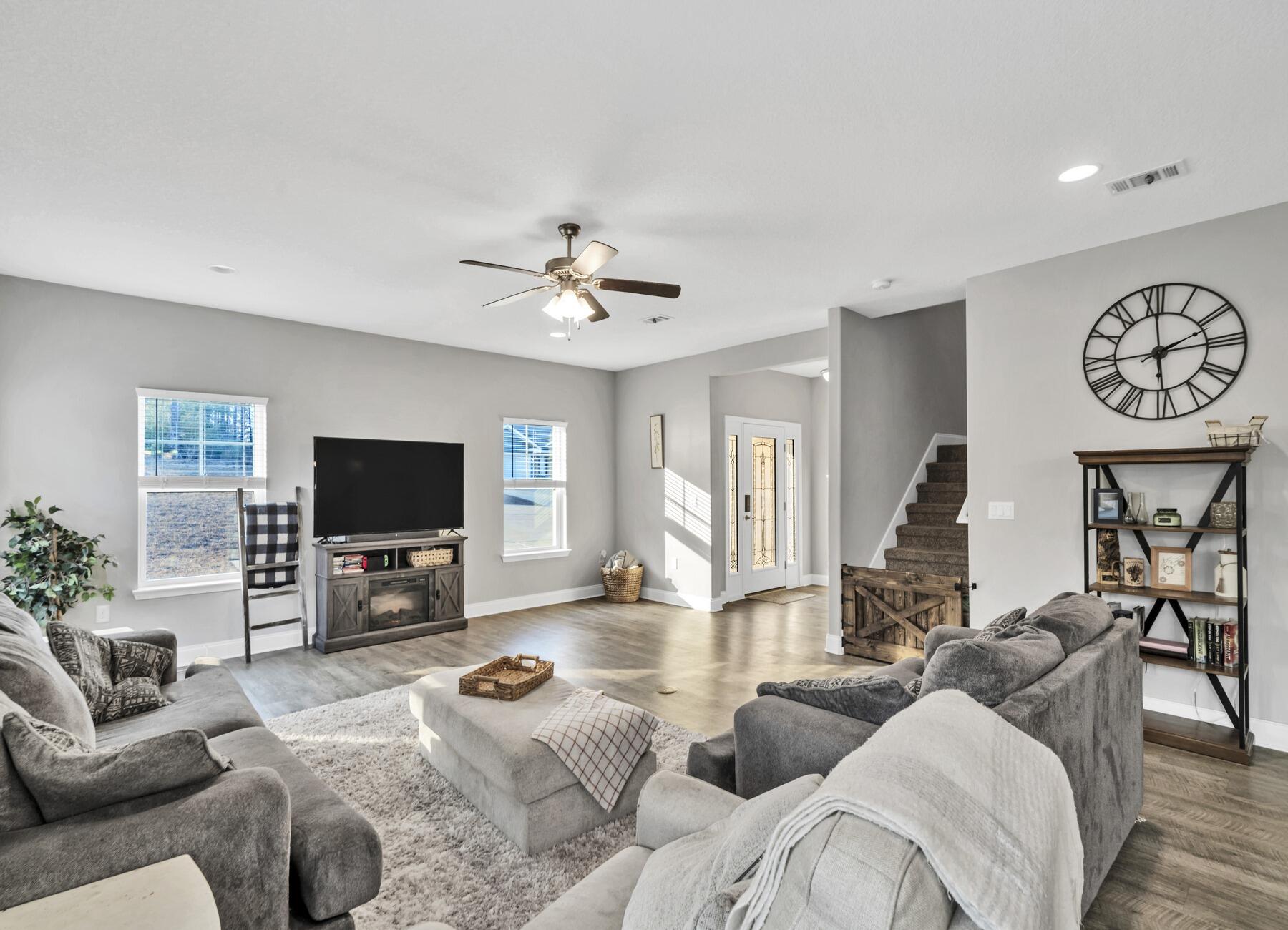 Nature Lake - Residential