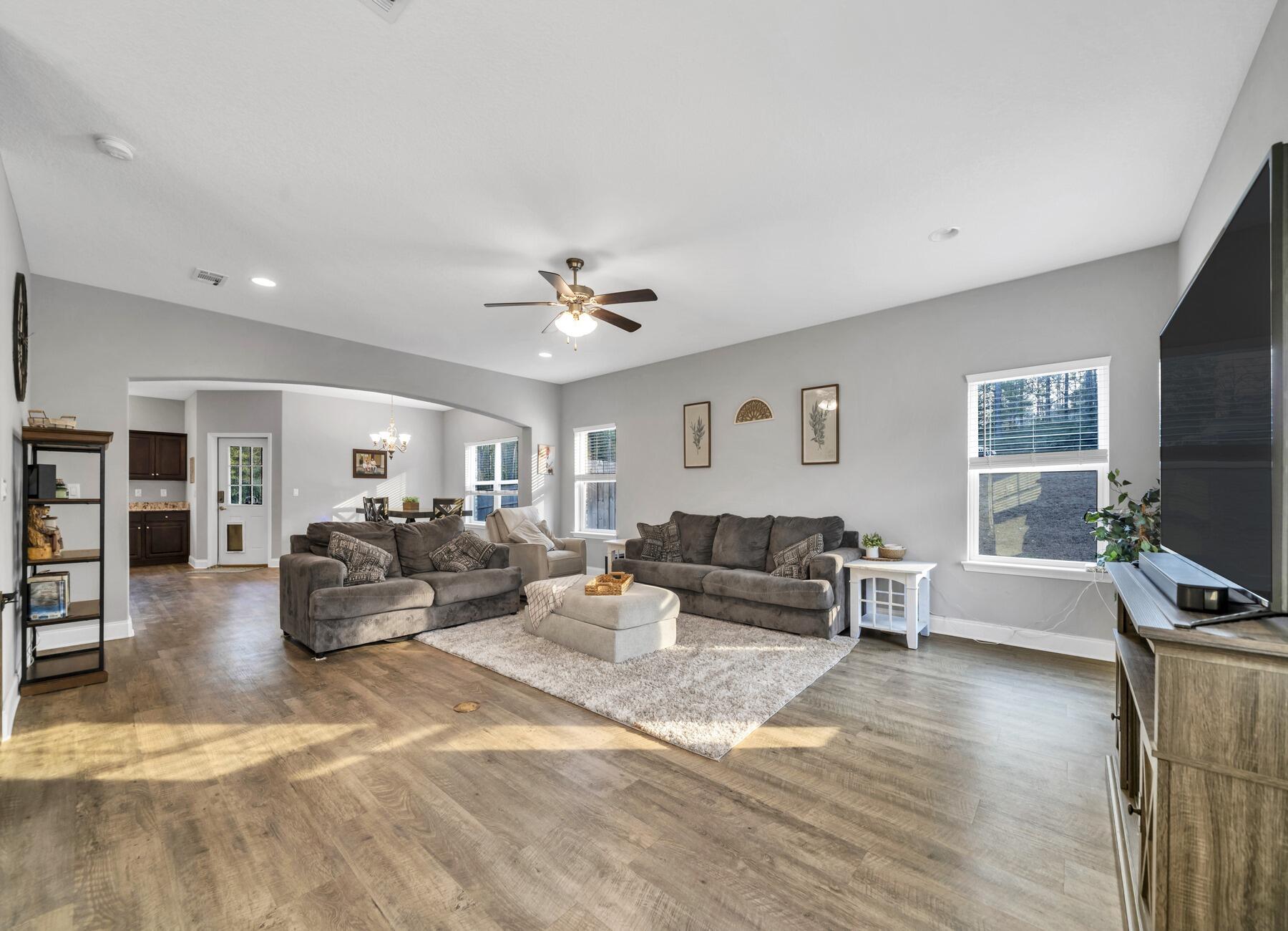 Nature Lake - Residential